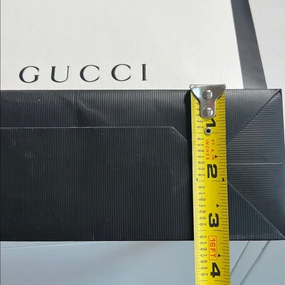 Black and White Gucci Shopping Bag - Picture 7 of 9
